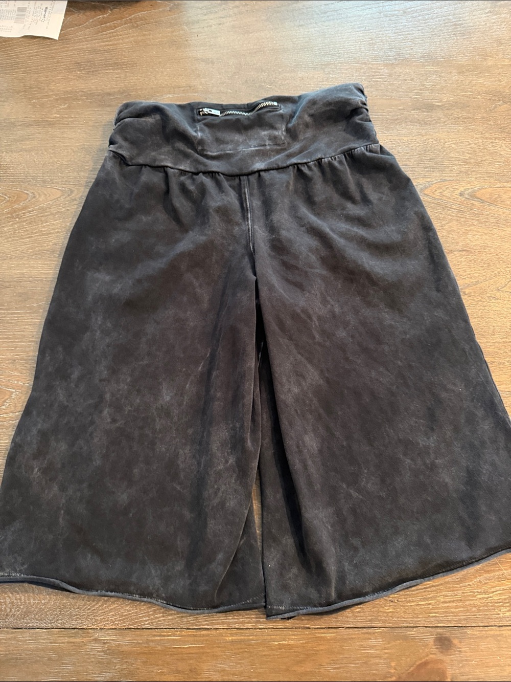 FP Movement Hot Shot Renewal Pant Crop Black Free People Black Athletic Shorts - Picture 7 of 8